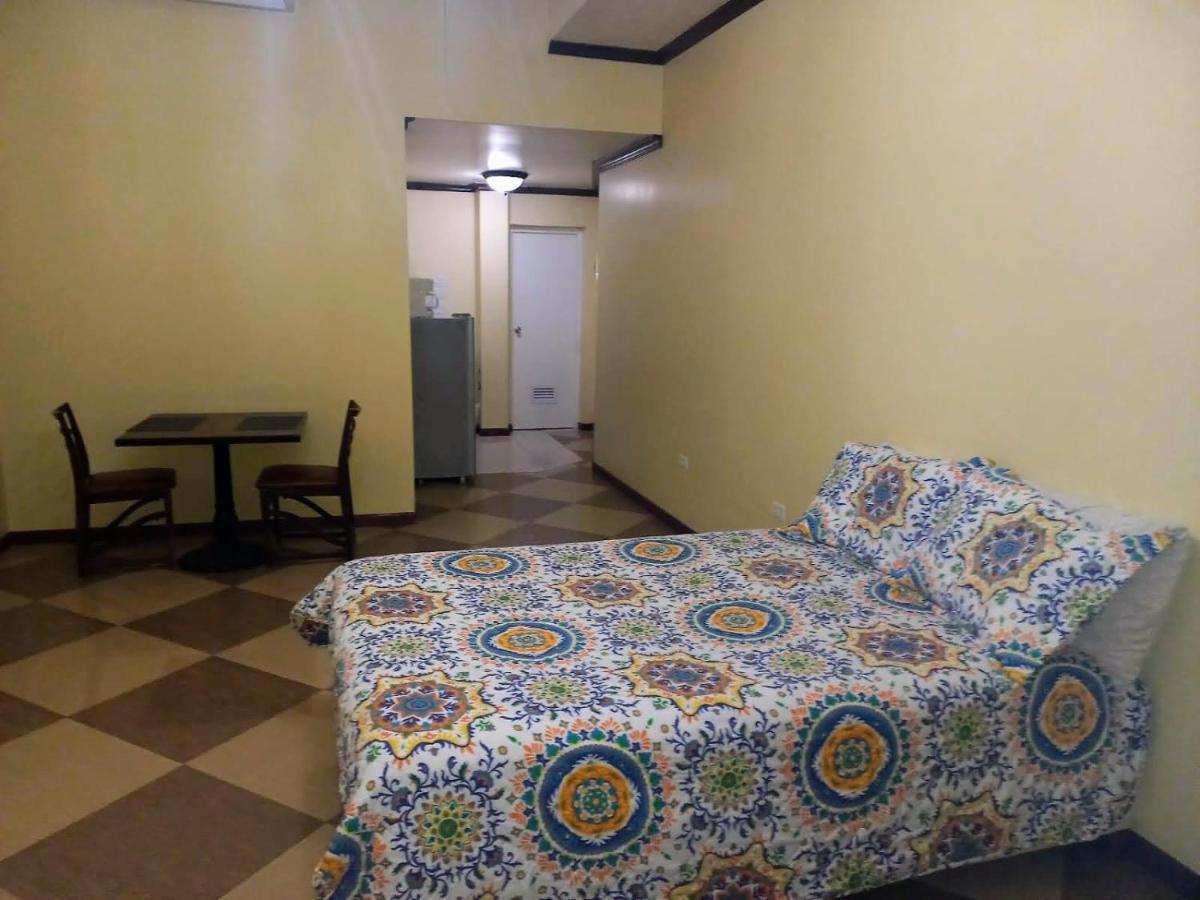Pista Q Hostel And Apartments Oranjestad Luaran gambar